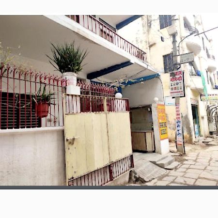 Gandhi Ganaga Guest House Varanasi Bagian luar foto